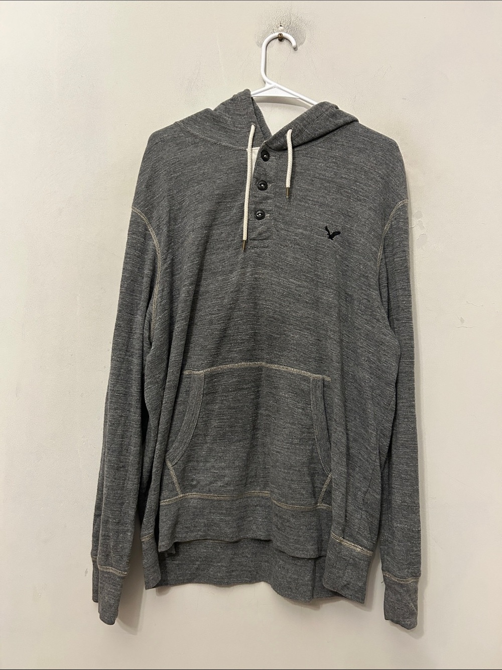 American Eagle Gray Hooded Henley Pullover Shirt Size L EUC